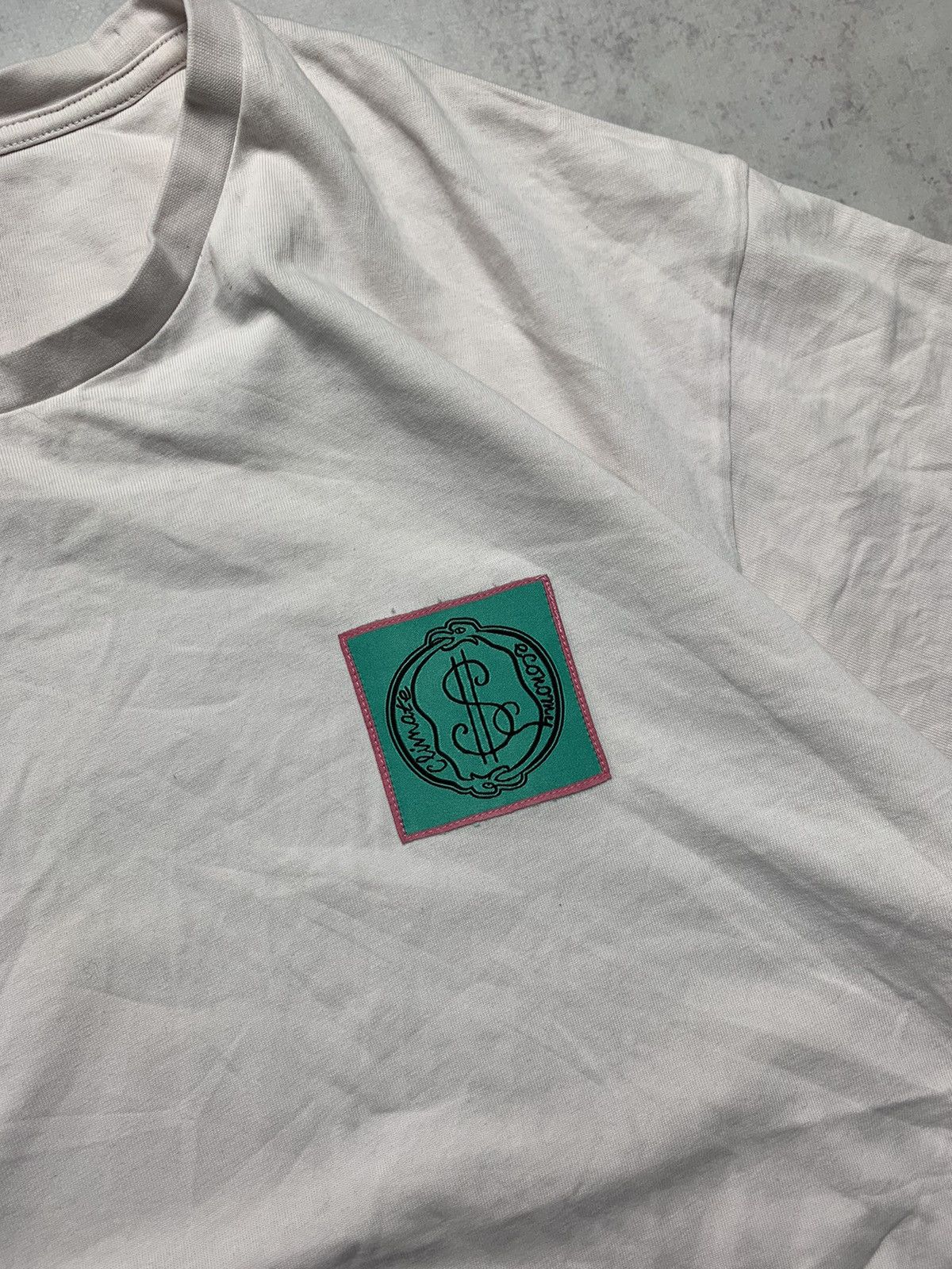 Vintage Vintage Vivienne Westwood Dollar Boxy T-shirt XL Size US XL / EU 56 / 4 - 2 Thumbnail