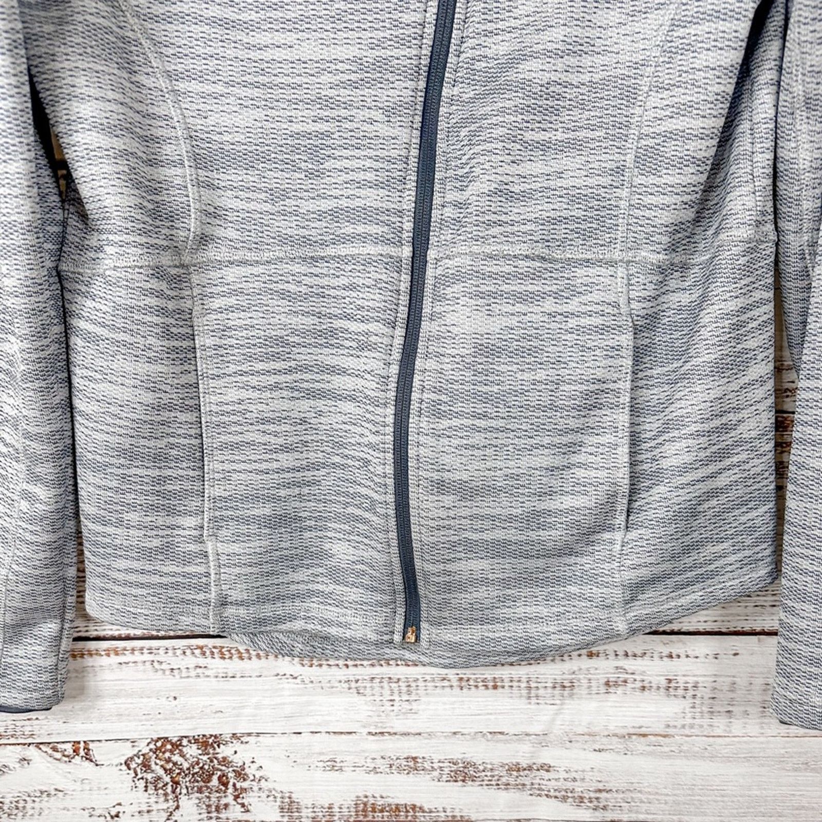 Champion C9 Champion Elevated Tech Fleece Full Zip Jacket EUC Small Size S / US 4 / IT 40 - 4 Thumbnail