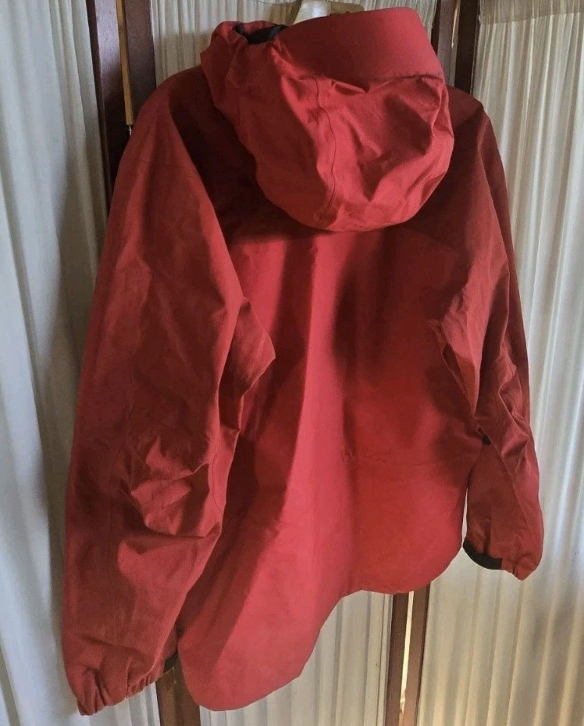 Arc'teryx Arc’teryx Alpha SV First Edition Gold Label 1999 Red XL EUC Size US XL / EU 56 / 4 - 21 Thumbnail