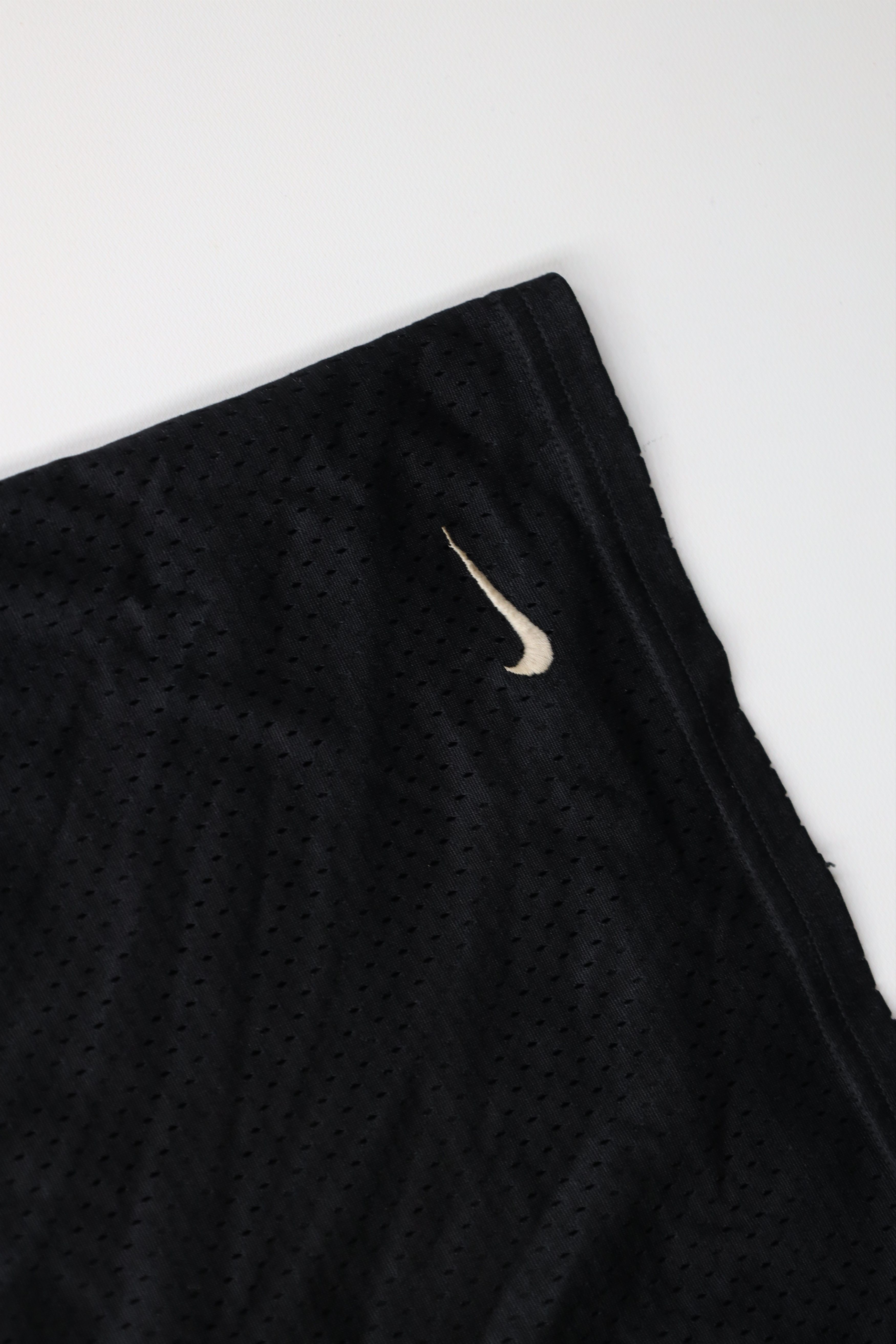 Nike Vintage Y2K Nike Scott Mini Swoosh Shorts Black Babydoll Size 28" / US 6 / IT 42 - 5 Thumbnail
