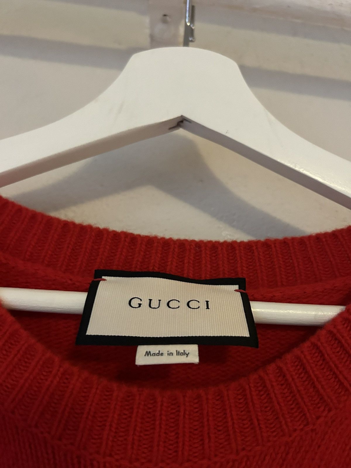 Gucci Red Floral Jacquard Knit Sweater Size US L / EU 52-54 / 3 - 7 Thumbnail