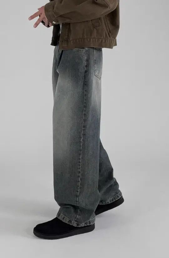 Japanese Brand Vintage blue washed distressed loose gradient jeans Size US 32 / EU 48 - 5 Thumbnail