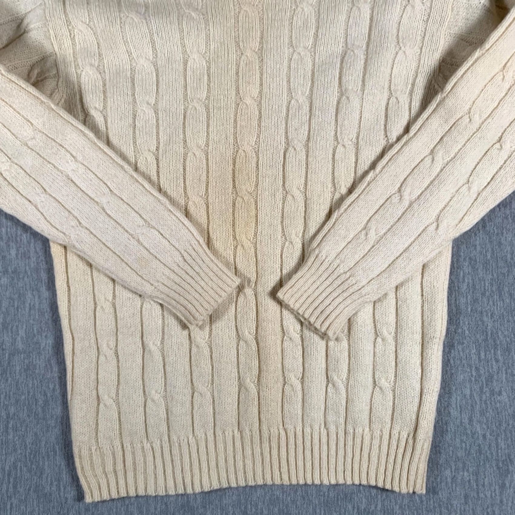 Vintage VINTAGE Carlo Gruber Sweater Womens Medium White Alpaca Wool Cable Knit Austria jacket style? Size M / US 6-8 / IT 42-44 - 3 Thumbnail