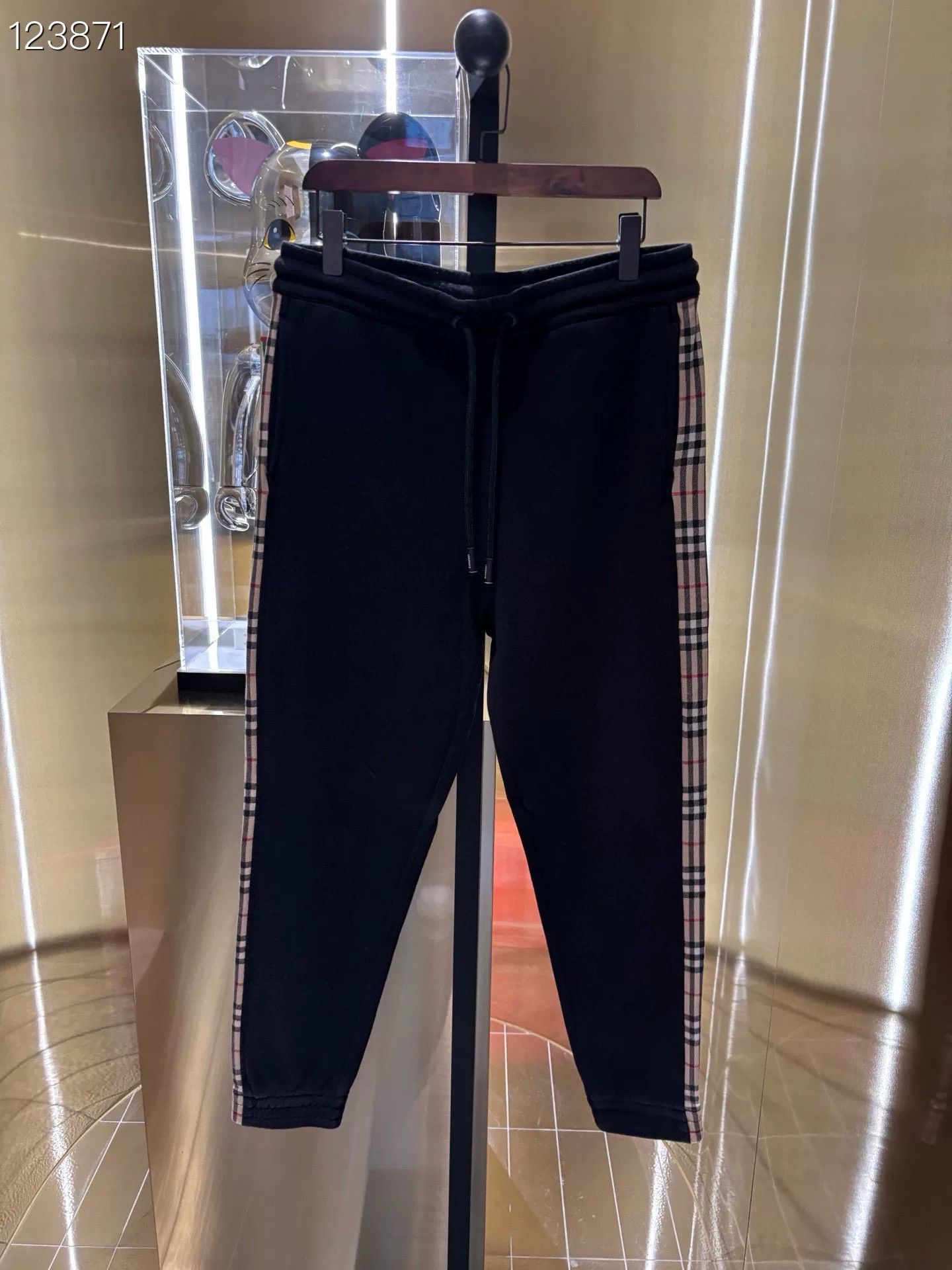 Burberry Burberry Black Side Check Drawstring Joggers Size US 30 / EU 46 - 1 Thumbnail