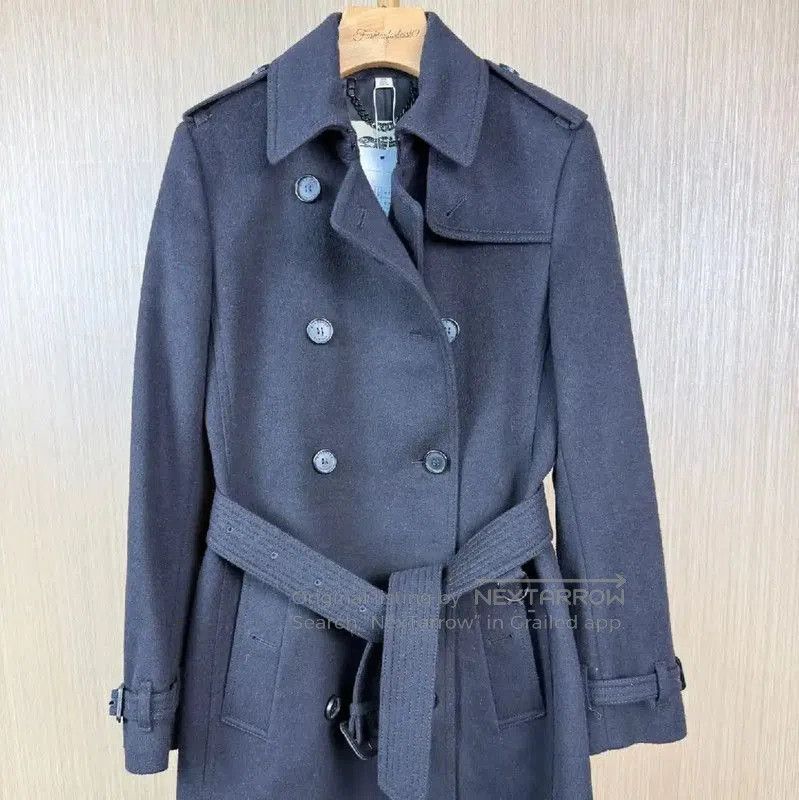 Burberry Burberry Black Wool Women's Trench Coat. Size M / US 6-8 / IT 42-44 - 1 Thumbnail