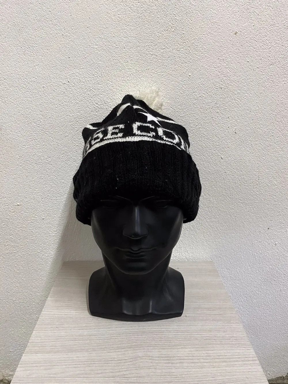 Converse Vintage Converse Bobble Beanie Hat Size ONE SIZE - 3 Thumbnail