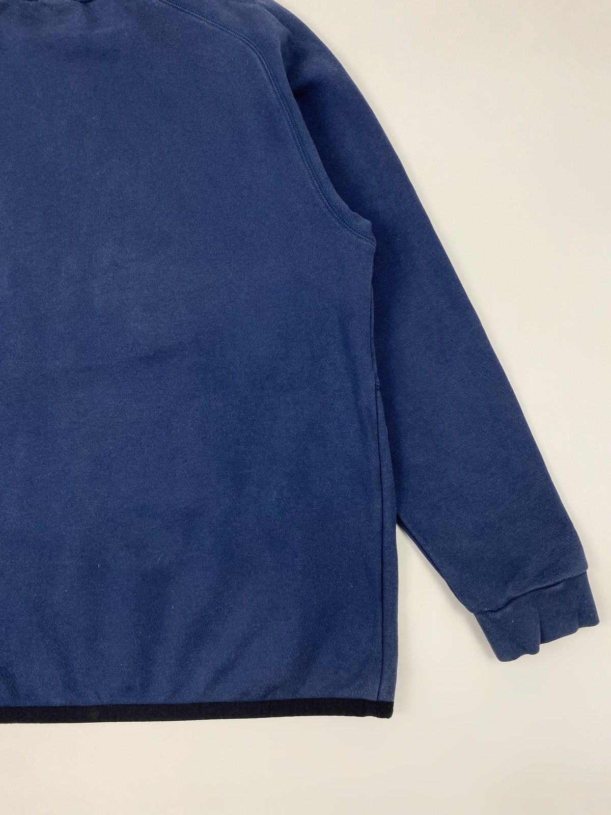 Nike Y2K Vintage Nike Centre Spell Out Kangaroo Pocket Sweatshirt Size US M / EU 48-50 / 2 - 12 Thumbnail