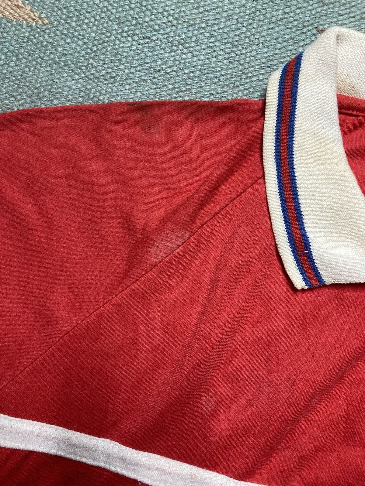Vintage Vintage 70s polo shirt soft red white boxy cropped large Size US L / EU 52-54 / 3 - 4 Thumbnail