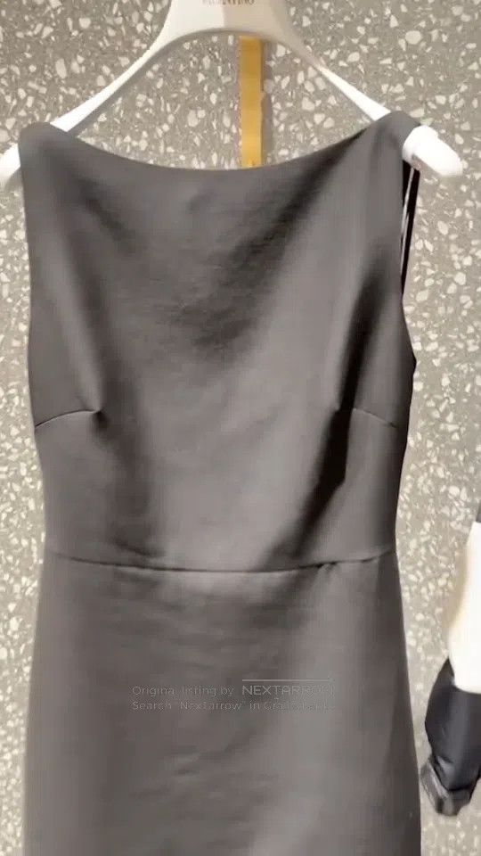 Valentino Valentino Silk dress Size XS / US 0-2 / IT 36-38 - 1 Thumbnail
