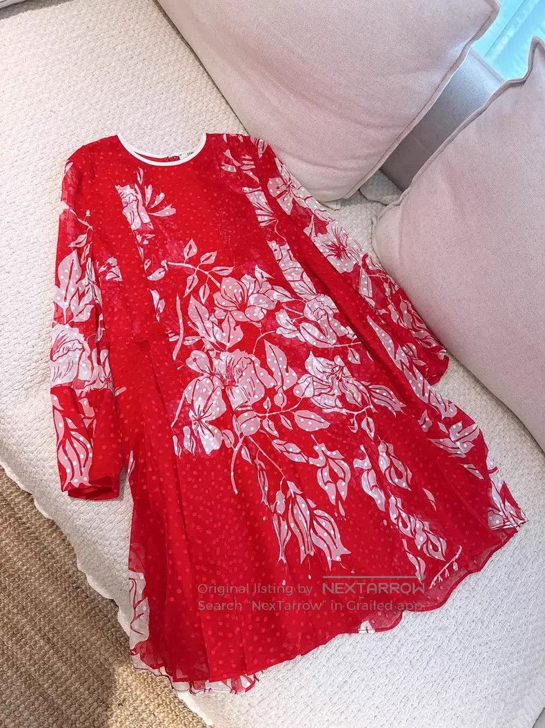 Fendi Fendi Heavy Embroidered Polka Dot Silk Printed Dress Size XS / US 0-2 / IT 36-38 - 1 Thumbnail