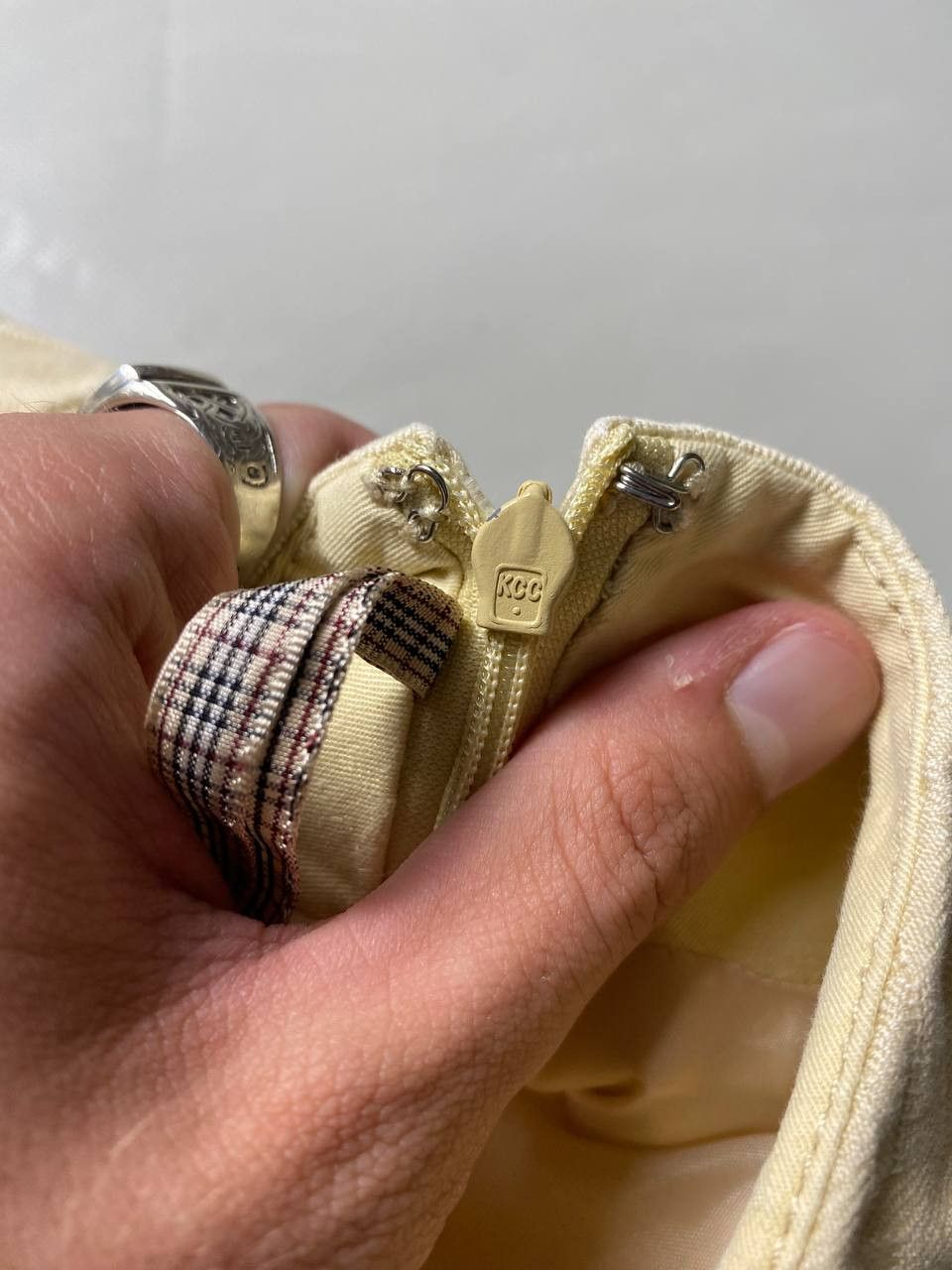 Burberry Vintage Burberry Mini Skirts Size 30" / US 8 / IT 44 - 3 Thumbnail