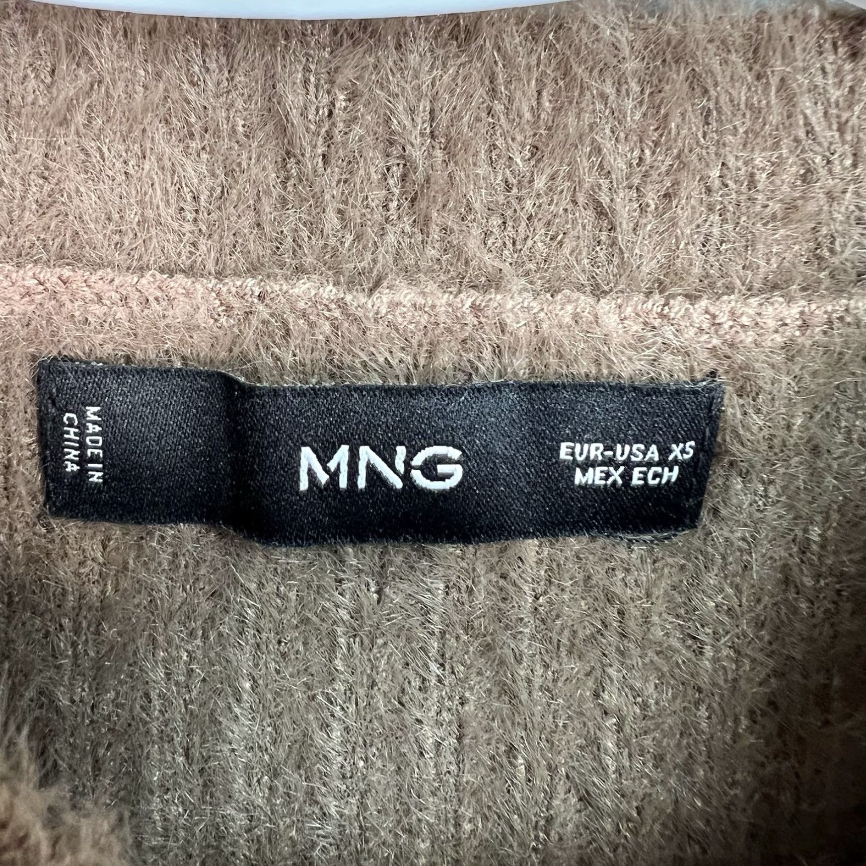 Mango VINTAGE Mango MNG Fluffy Cropped Sweater Womens XS Brown Pullover Mock Neck Size XS / US 0-2 / IT 36-38 - 4 Thumbnail
