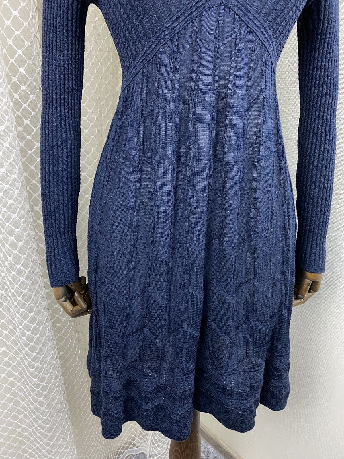 Missoni MISSONI Knit Dress Knee Length Long Sleeve Size Size M / US 6-8 / IT 42-44 - 6 Thumbnail
