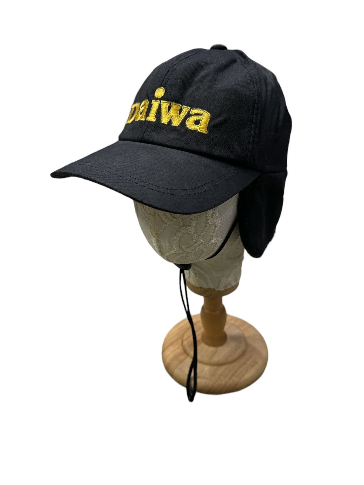 DAIWA VINTAGE 1980s DAIWA FISHING CAP HAT WITH EAR FLAP Size ONE SIZE - 3 Thumbnail