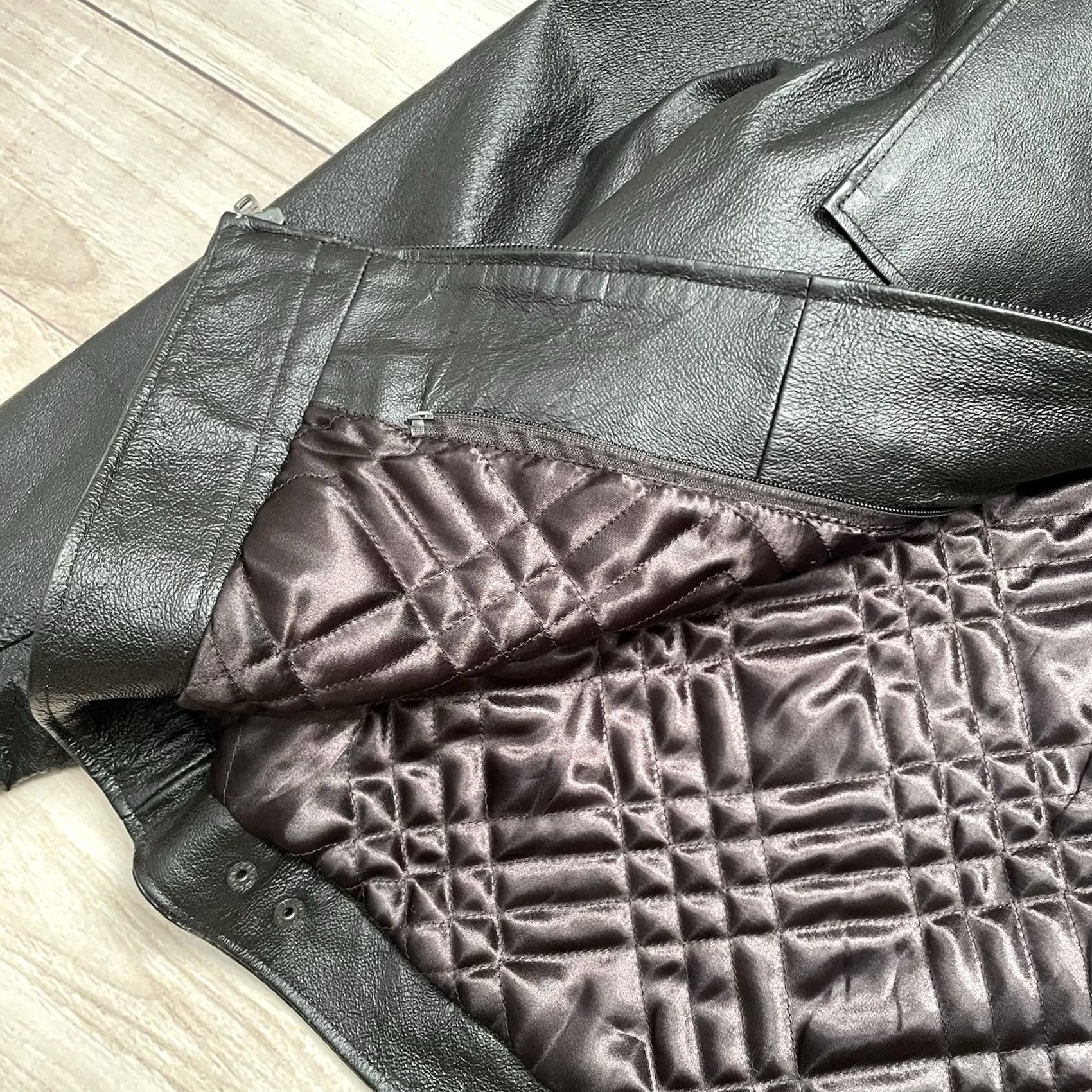 Vintage VTG Excelled Men’s Leather Jacket Full Zip Lined Biker Bomber Coat 90s Black L Men’s Jacket Size US L / EU 52-54 / 3 - 6 Thumbnail