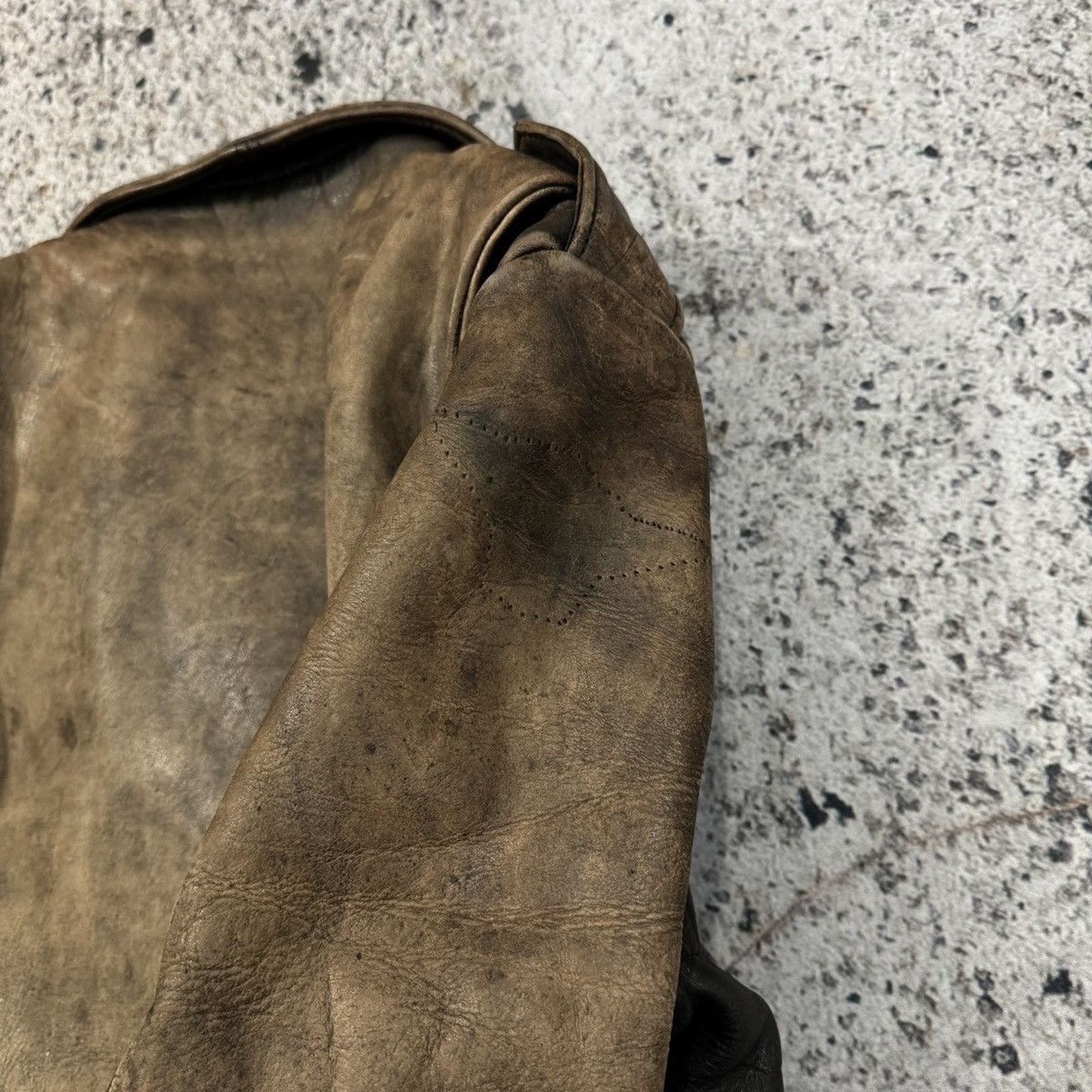 Vintage 90s Aged Faded Leather Motorcycle Jacket ERD Grunge Biker Size US L / EU 52-54 / 3 - 23 Thumbnail