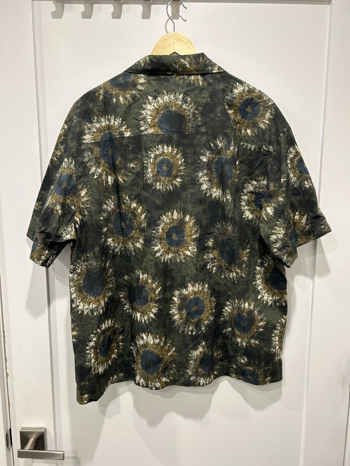 Hugo HUGO Egeeno Sunflower Camp Shirt Size US L / EU 52-54 / 3 - 2 Thumbnail