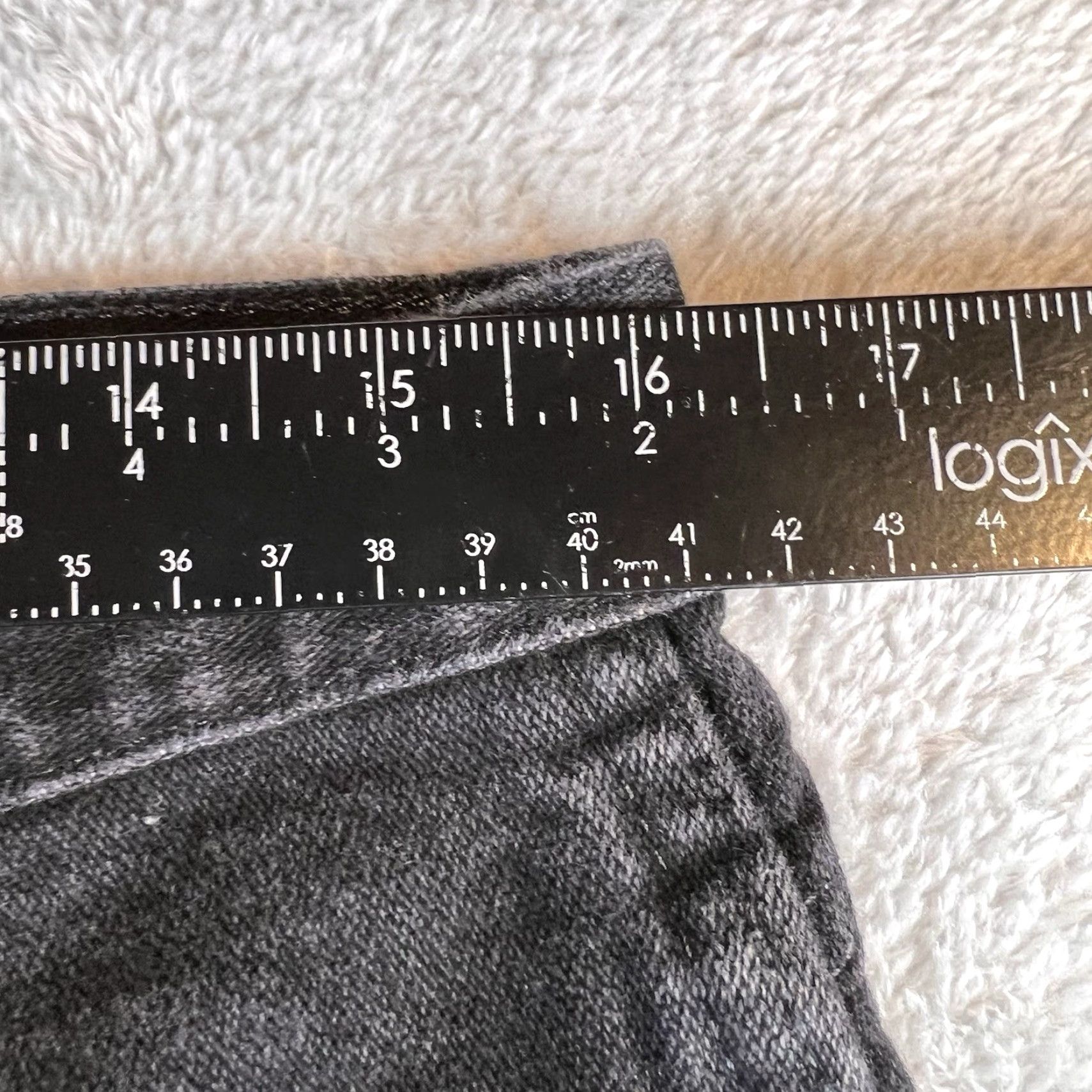 Wrangler Wrangler Jeans Mens 34x32 Black Denim Cowboy Cut Rodeo 936WBK Wrangler Cowboy Cut Jeans Mens 34x32 Black Denim Cowboy Cut Rodeo 936WBK Size US 34 / EU 50 - 4 Thumbnail