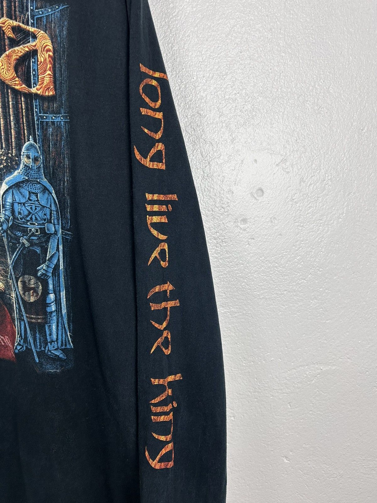 Band Tees Vintage Narnia 1998 Long Live The King Long Sleeve T-Shirt Size US XL / EU 56 / 4 - 4 Thumbnail