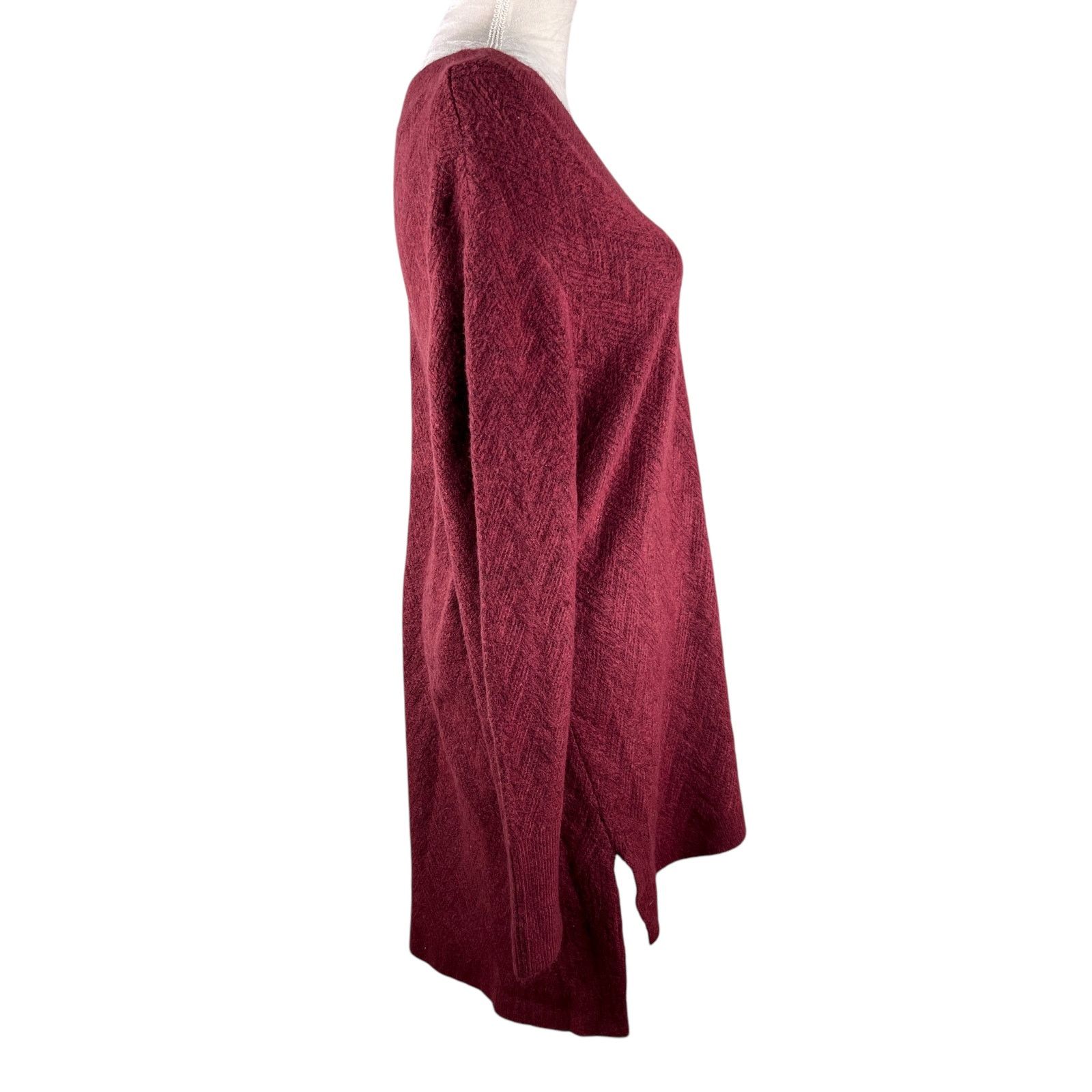 Chicos Chicos Herringbone Tunic Sweater V-Neck Cranberry 2 L New Size L / US 10 / IT 46 - 6 Thumbnail