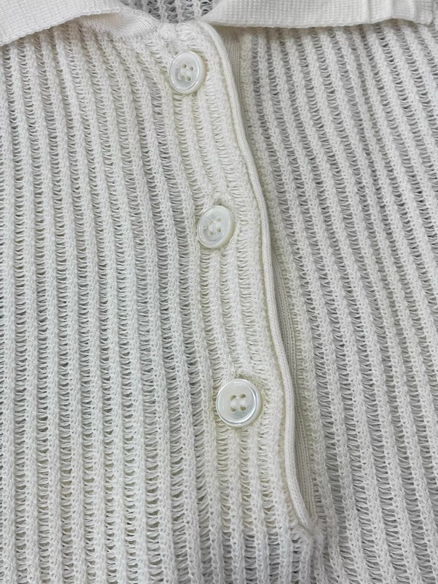 Loro Piana Loro Piana Cream Waffle Collar SS Top 40 Old Money Size S / US 4 / IT 40 - 2 Thumbnail