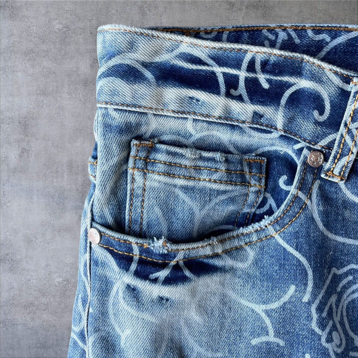 Billionaire Boys Club LIKE NEW BILLIONAIRE BOYS CLUB TREK JEANS MARTIAN SIZE 36 Size US 36 / EU 52 - 2 Thumbnail