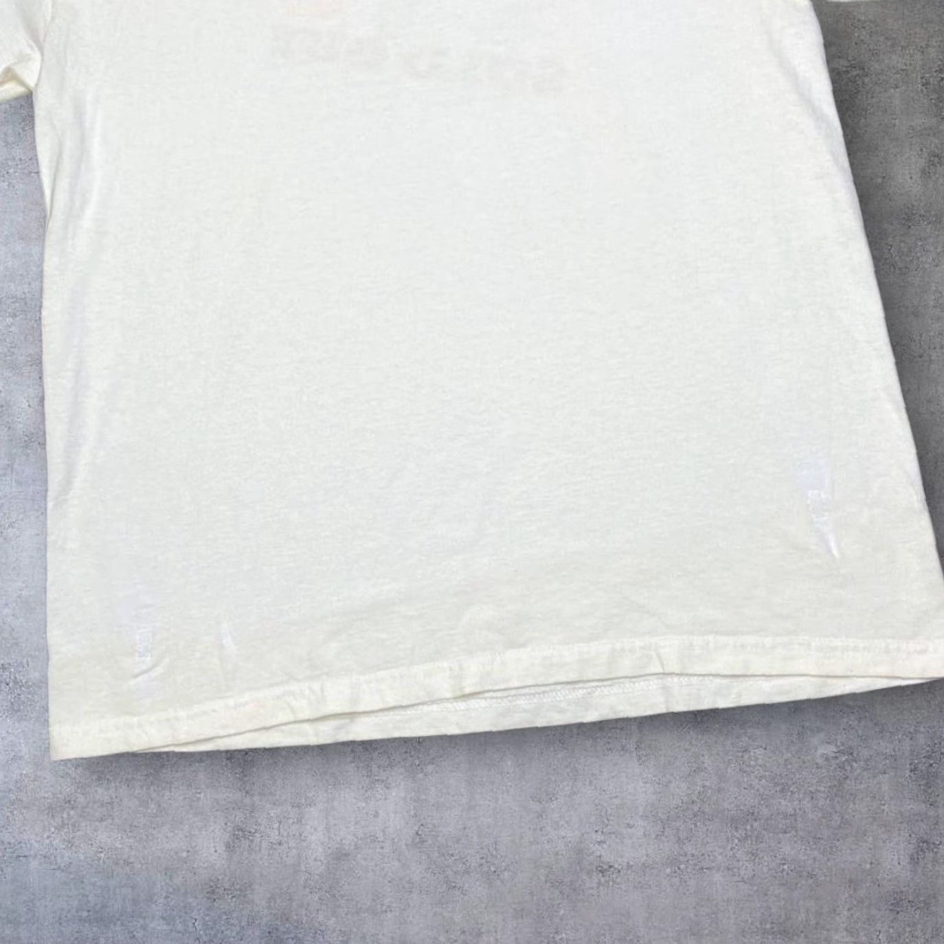 Gildan Elsie’s Moola Tour “Sold Out” Borden Souvenir Graphic T-Shirt White L Mens XS? Size US L / EU 52-54 / 3 - 4 Thumbnail