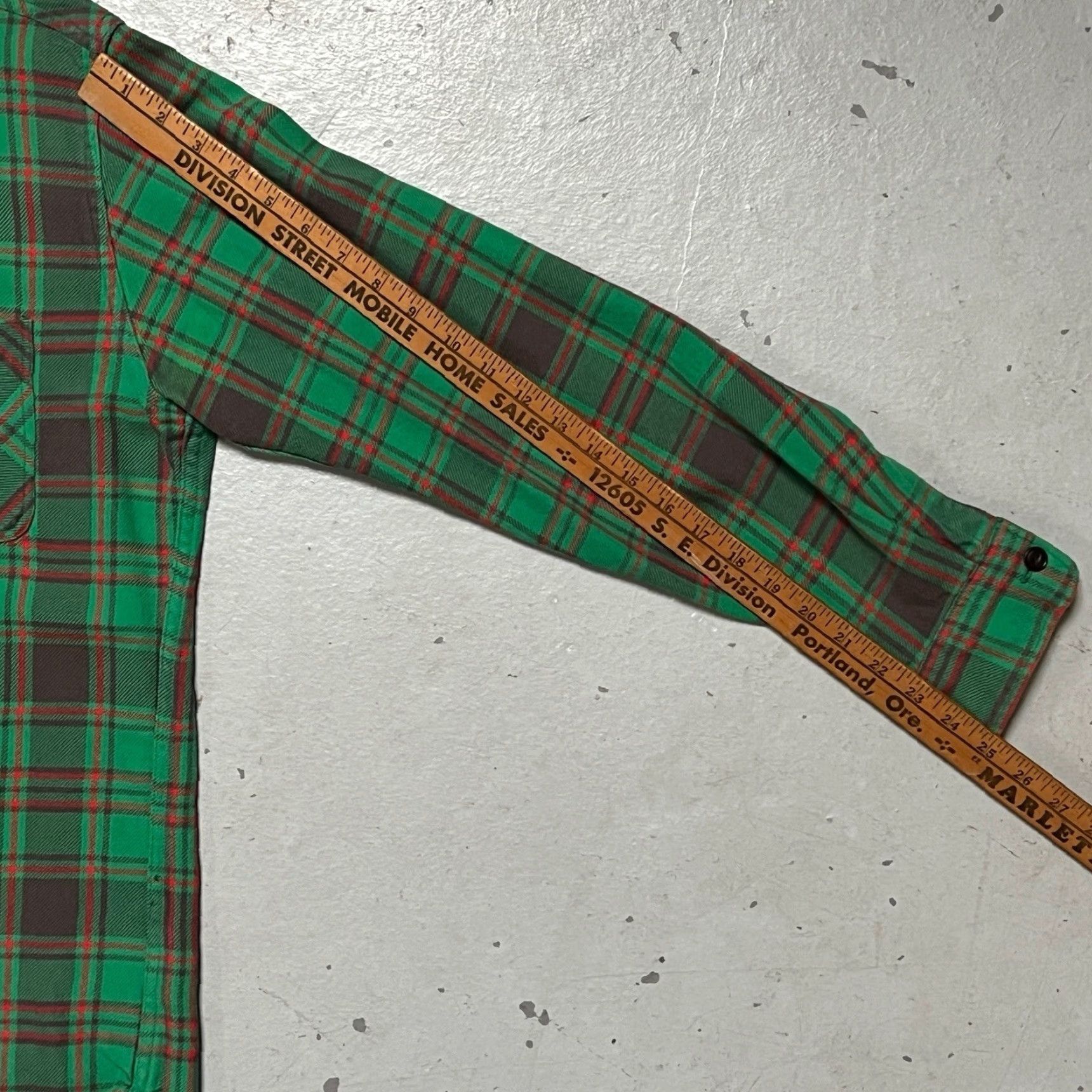 Ralph Lauren Vintage Ralph Lauren Rugby Campus Classics Flannel Plaid Work Shirt M Dinosaur? Size US M / EU 48-50 / 2 - 6 Thumbnail
