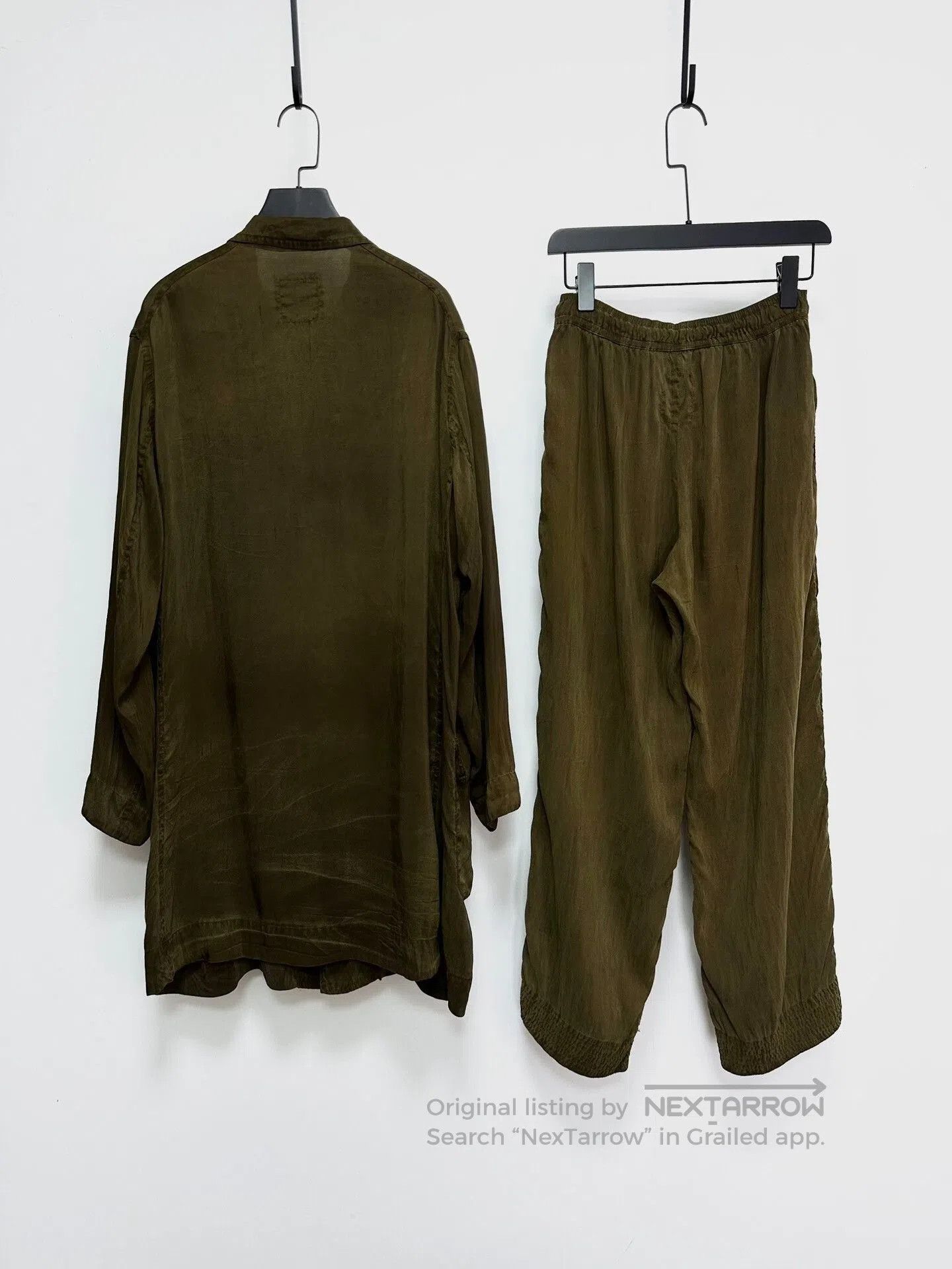Casey Vidalenc olive silk outfit by chez vidalenc. Size M / US 6-8 / IT 42-44 - 2 Thumbnail