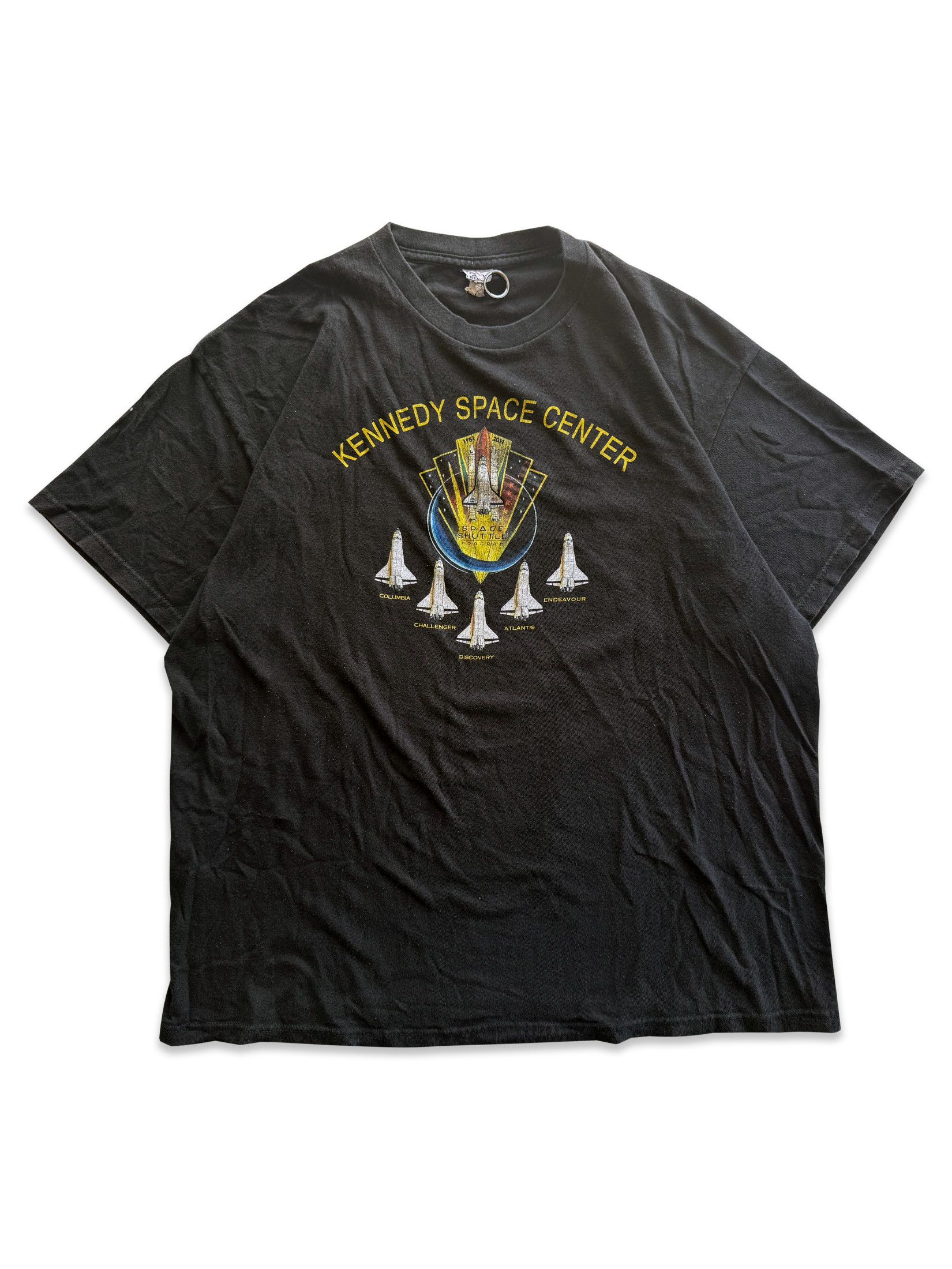 Vintage 2011 Vintage NASA Space Shuttle Program Tee Size US XL / EU 56 / 4 - 1 Thumbnail