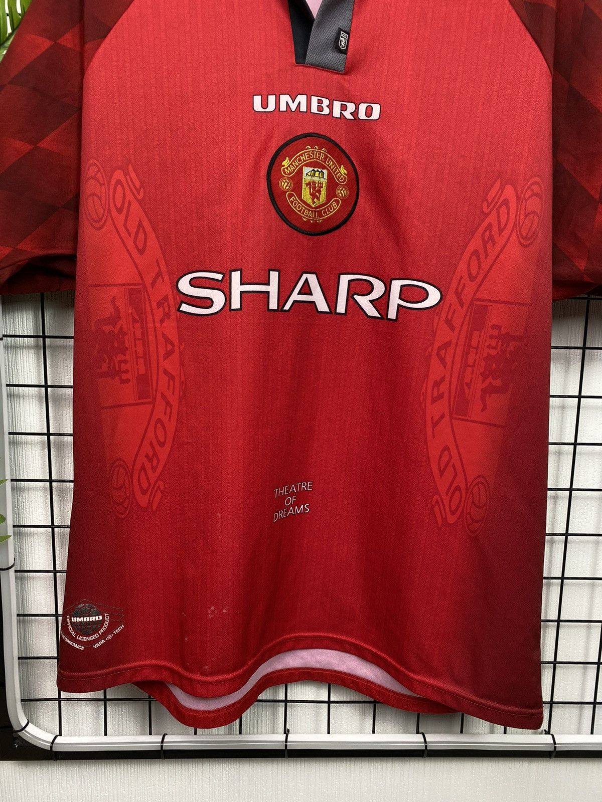 Umbro × Vintage Vintage Umbro Manchester United 1996-98 Soccer Jersey Sharp Size US XL / EU 56 / 4 - 4 Thumbnail