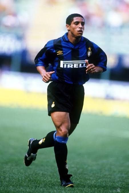 Umbro inter Milan home 1995-96 Roberto carlos football shirt Size US M / EU 48-50 / 2 - 9 Thumbnail