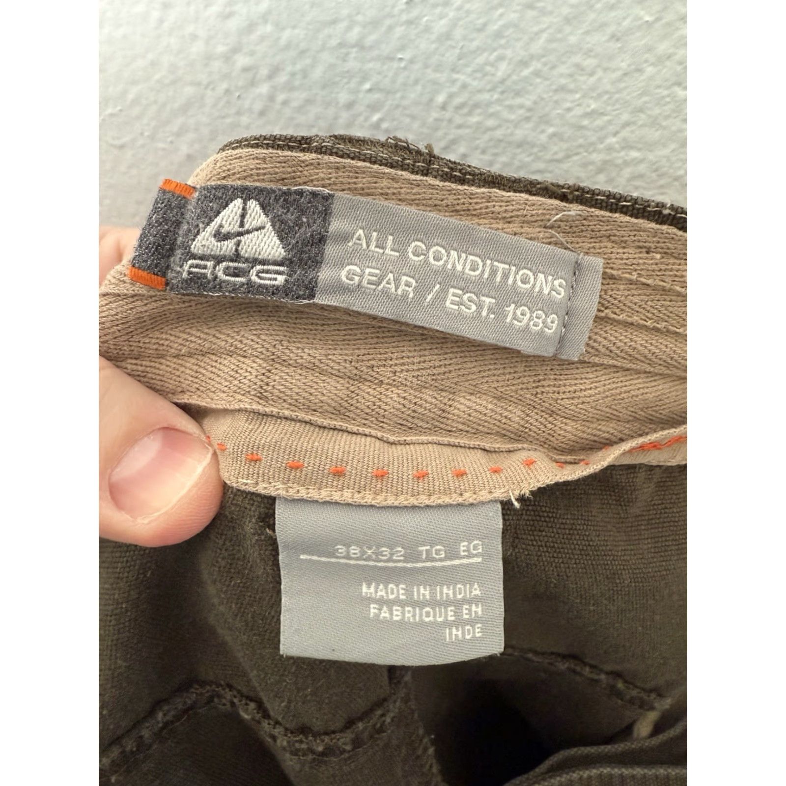 Nike VINTAGE Nike ACG Pants 38x32 Cargo Men Regular Cotton Olive Drab Green Outdoor Hiking Nature Y2K Streetwear Nike Mens Size US 38 / EU 54 - 6 Thumbnail