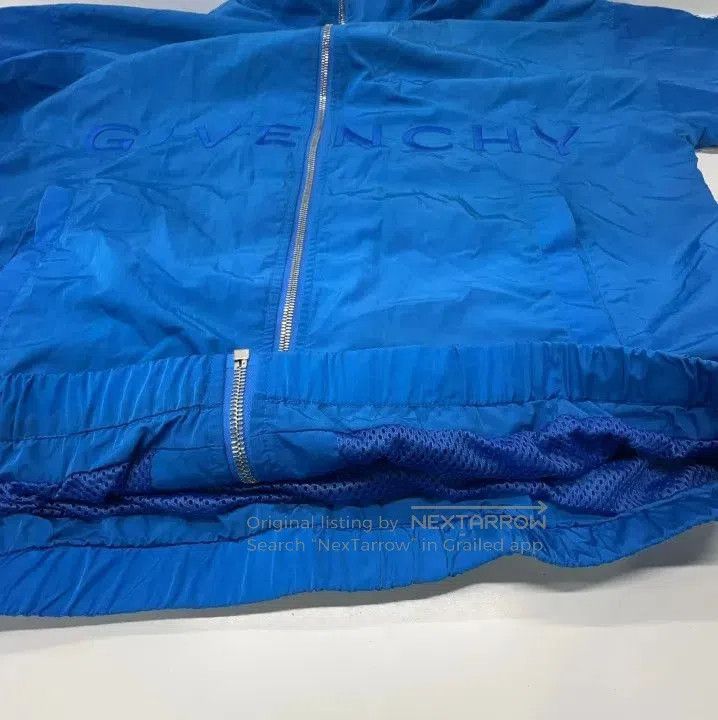 Givenchy Givenchy SS22 Solid Embroidered Logo Jogging Jacket. Size US L / EU 52-54 / 3 - 9 Thumbnail