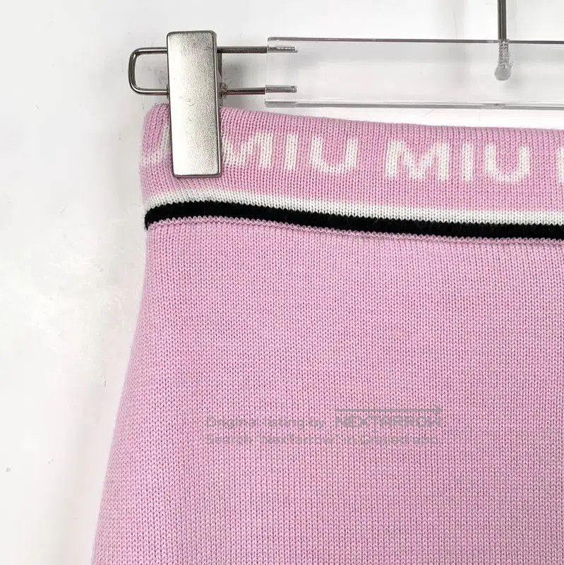 Miu Miu Miu Miu Pink Wool Mini Skirt . Size 22" - 3 Thumbnail