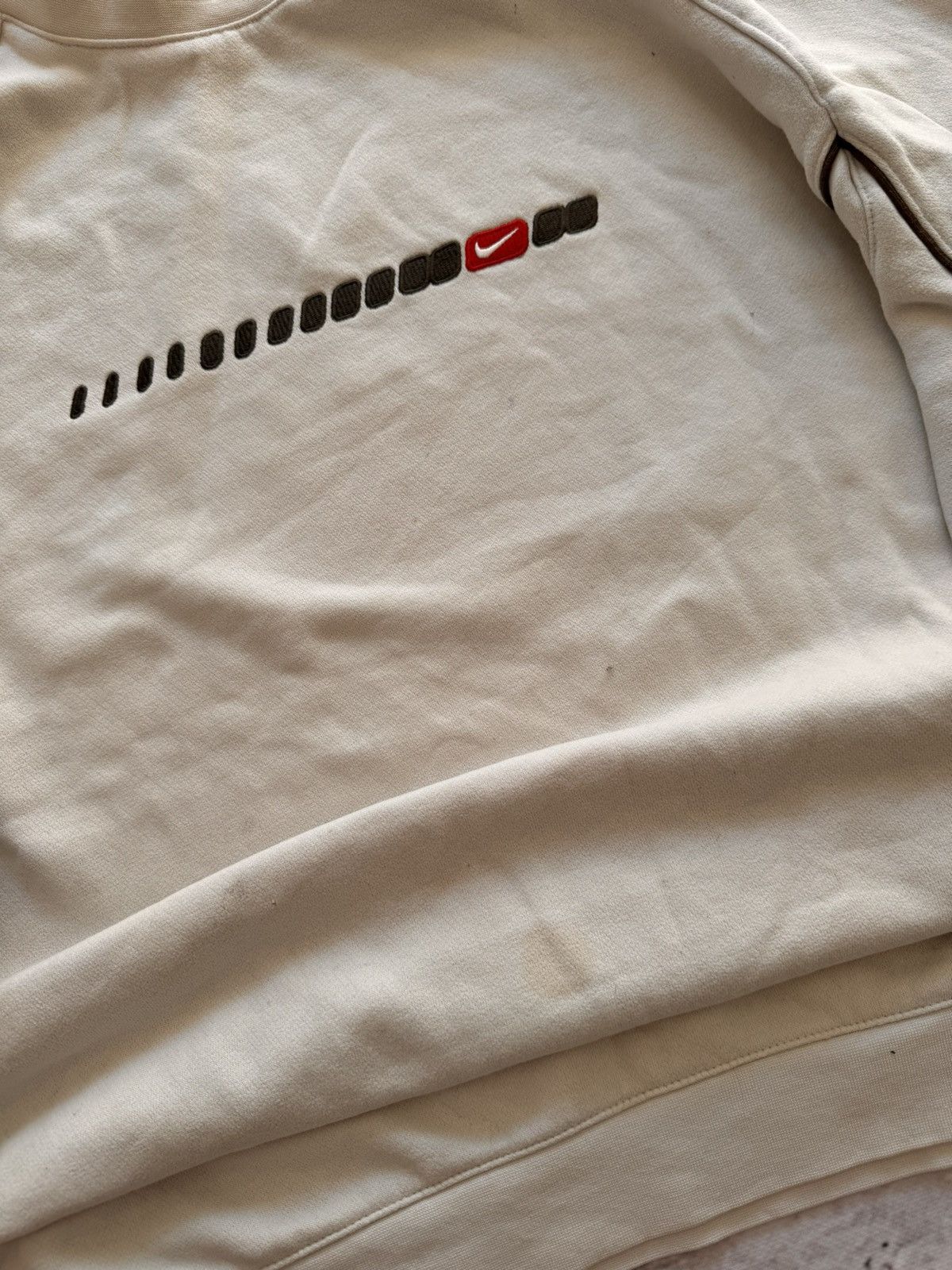 Nike × Vintage NIKE VINTAGE CENTER LOGO OVERSIZE BOXY SWEATSHIRT Size US XL / EU 56 / 4 - 4 Thumbnail