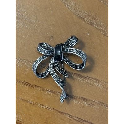 Other Vintage Bow Brooch Pin 1.5 In Antiqued Silver Marcasite Deta Size ONE SIZE - 1 Thumbnail