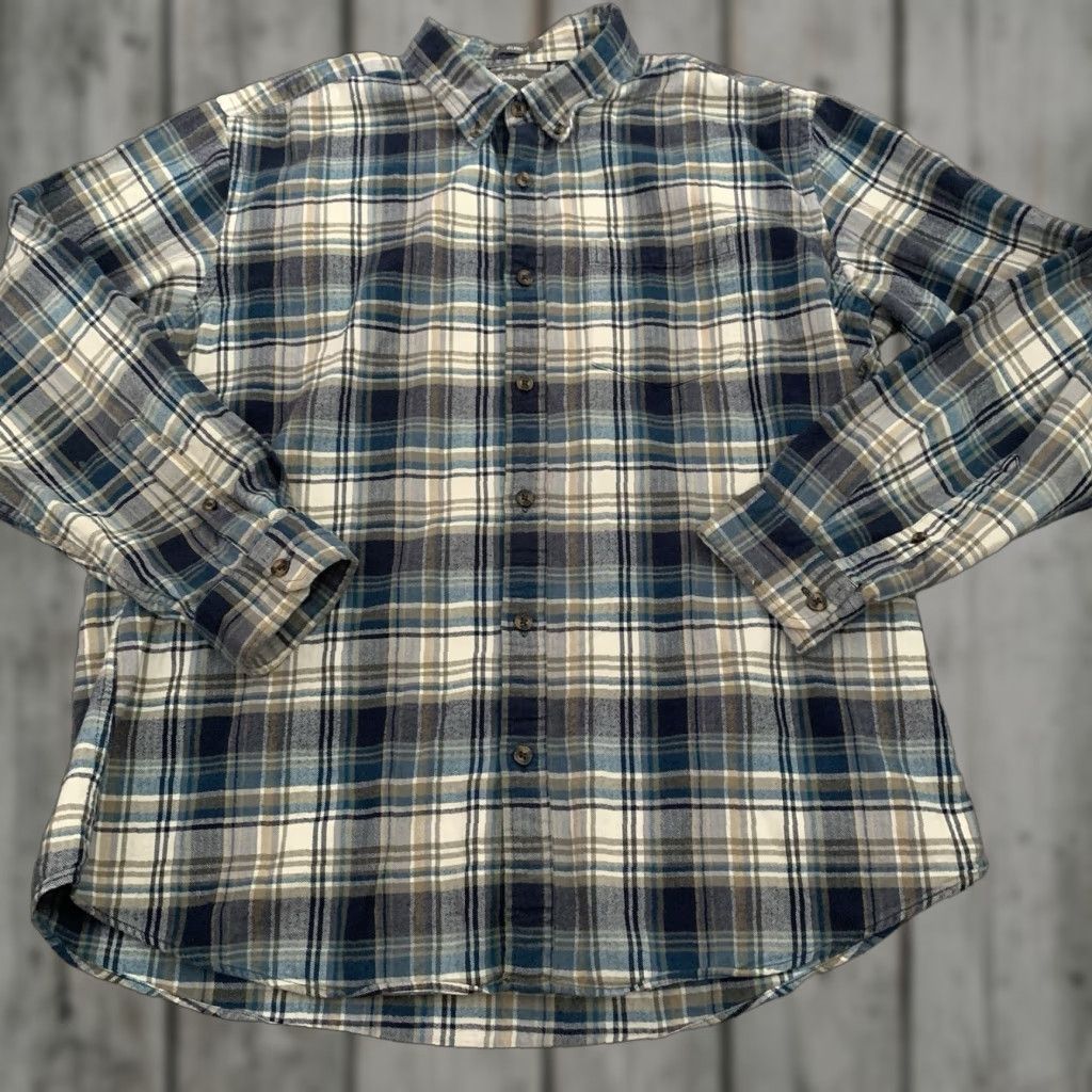 Eddie Bauer Eddie Bauer Shirt Mens Large Flannel Blue Cream Plaid Button-Up Collared Relaxed Casual Size US L / EU 52-54 / 3 - 1 Thumbnail