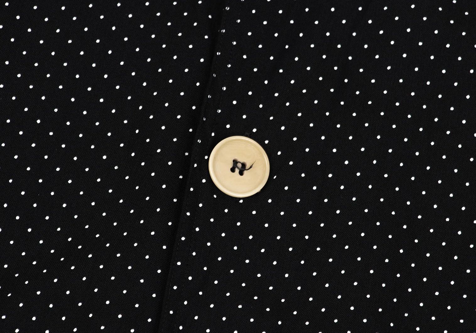 Emporio Armani Rayon Pin Dot Long Sleeve Shirt in Black and Off White Size US L / EU 52-54 / 3 - 4 Thumbnail