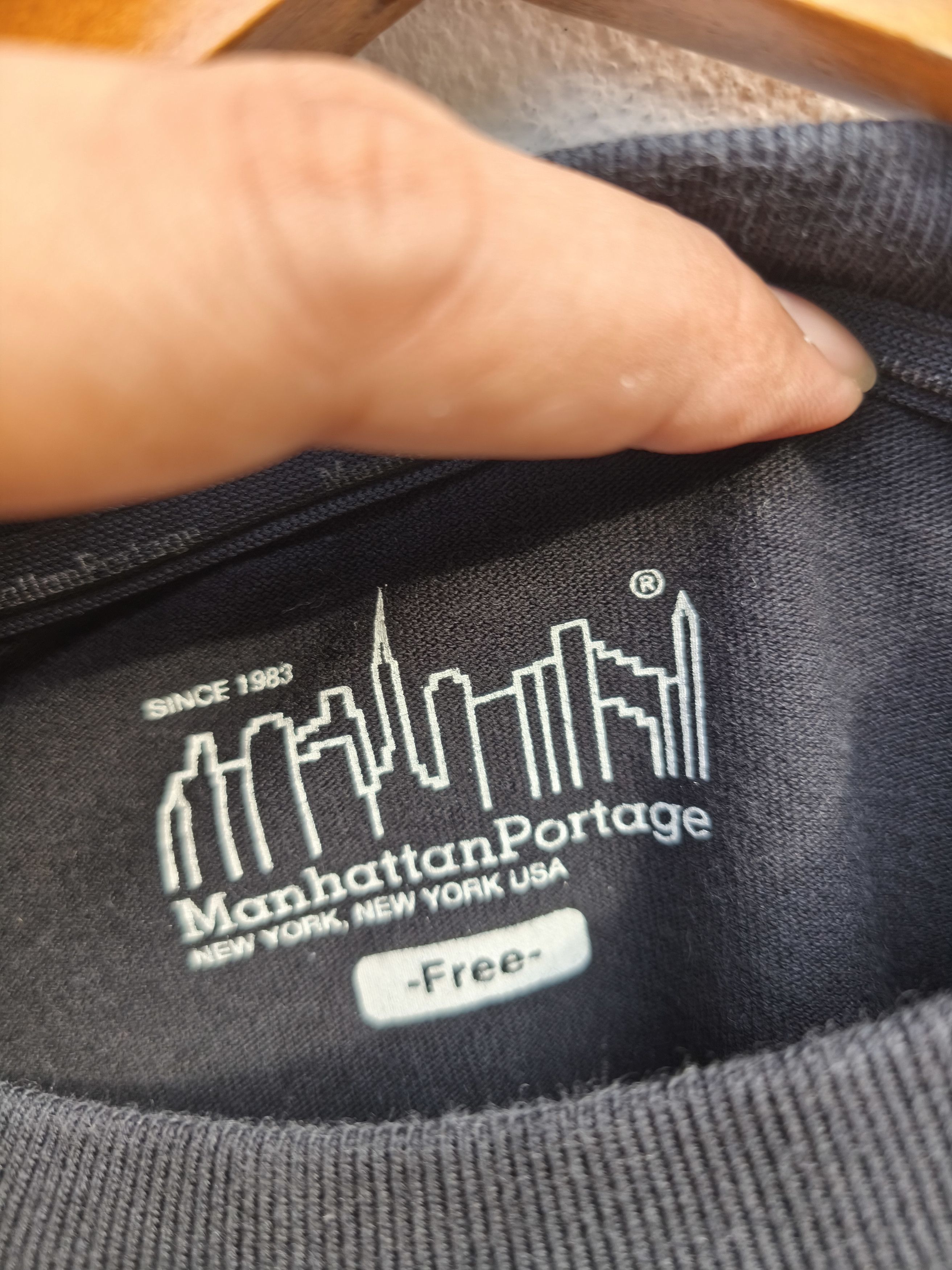 Manhattan Portage Manhattan Portage t shirt long sleeve Size US L / EU 52-54 / 3 - 5 Thumbnail