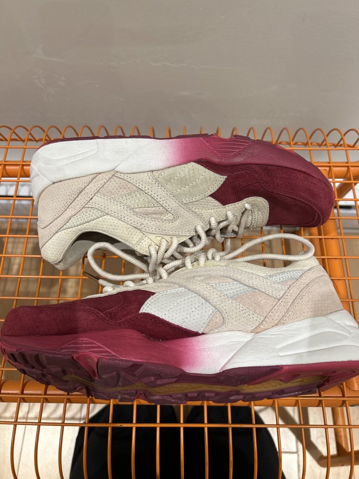Puma × Ronnie Fieg Rf698 low Sakura Size US 7.5 / EU 40-41 - 3 Thumbnail