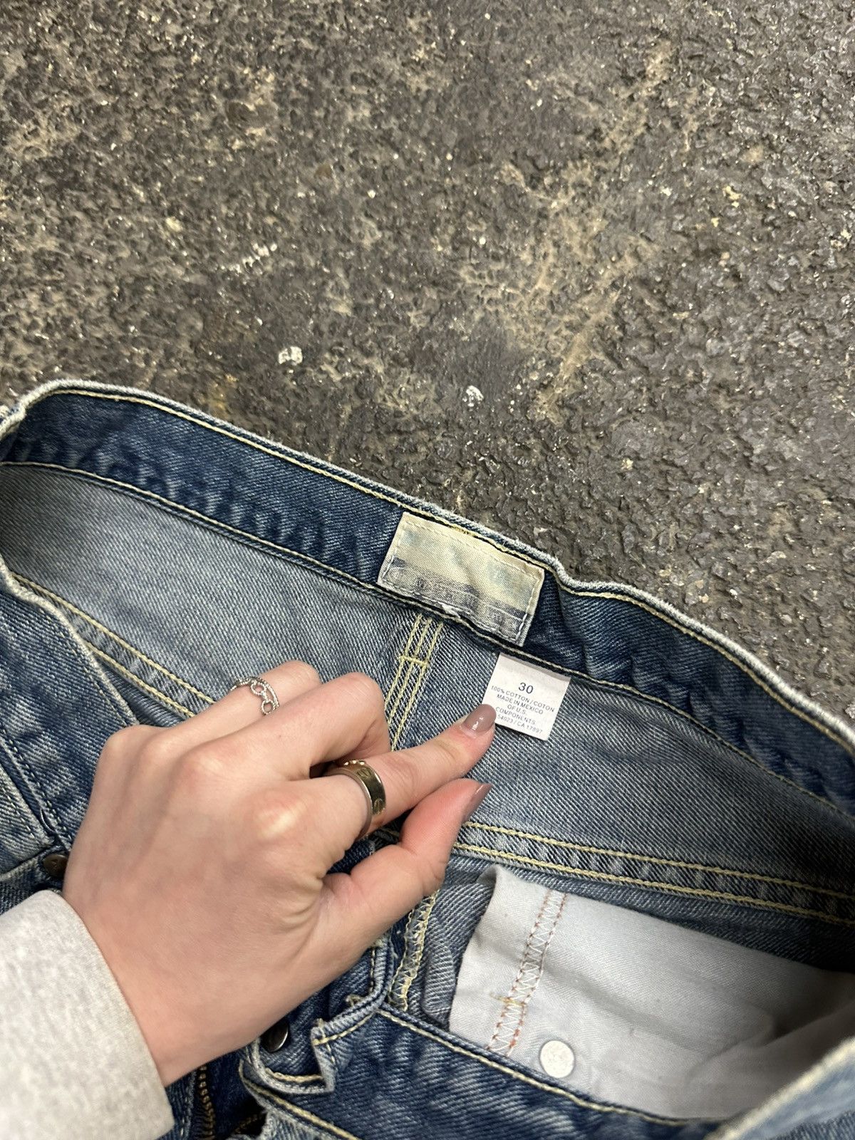 Old Navy × Vintage Y2K baggy jorts Size US 30 / EU 46 - 3 Thumbnail