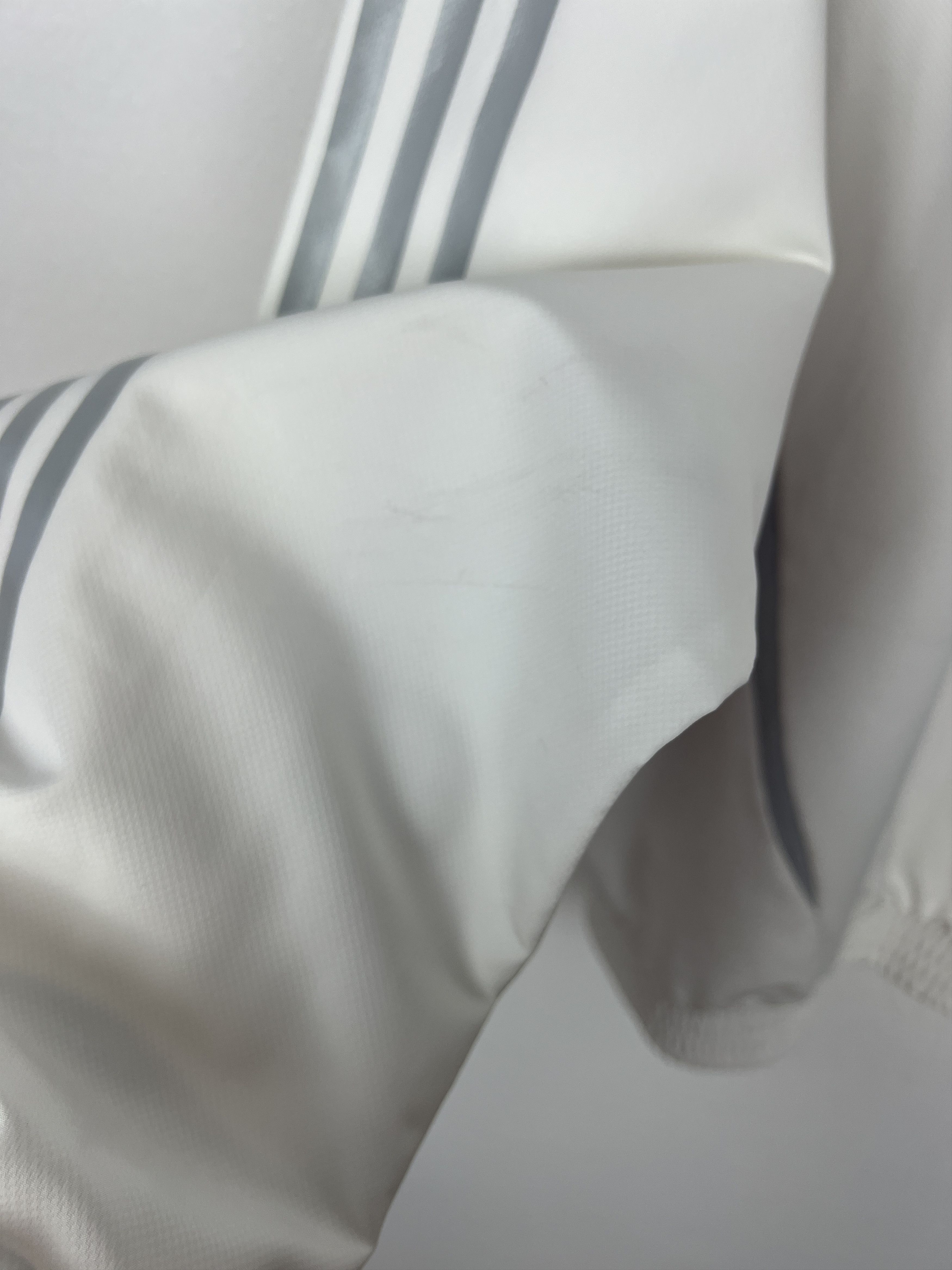 Adidas Vintage Adidas Liverpool Football Jacket Soccer Track Top Size US L / EU 52-54 / 3 - 7 Thumbnail