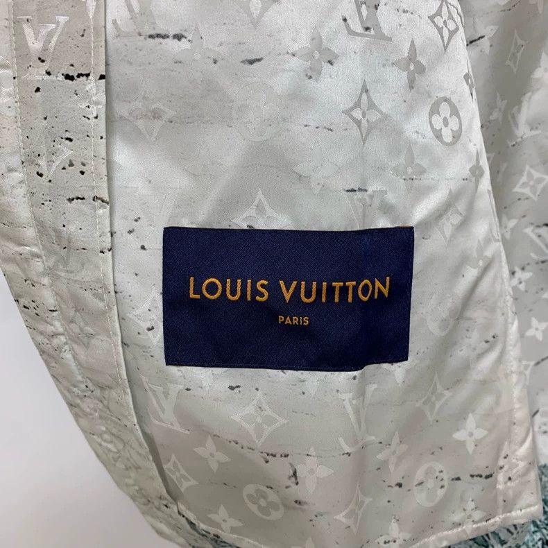 Louis Vuitton Louis Vuitton Marble print assault jacket Size US S / EU 44-46 / 1 - 3 Thumbnail
