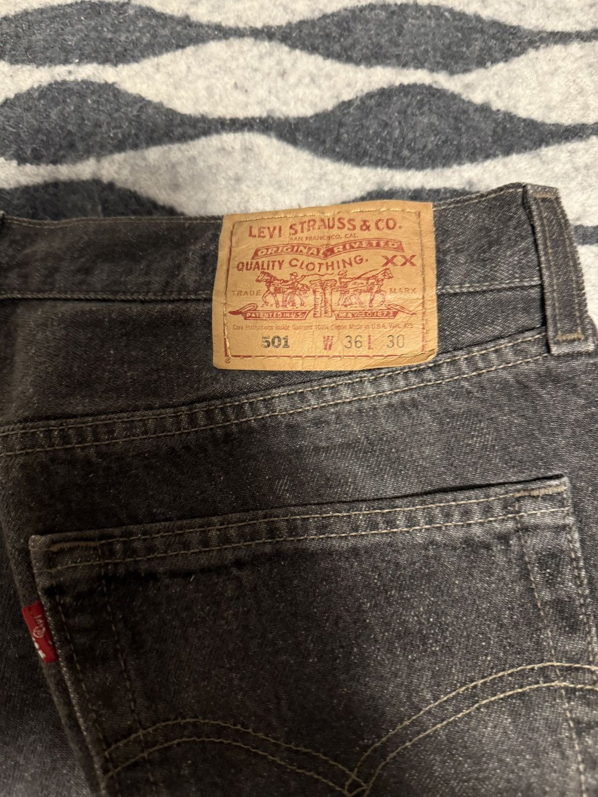 Levi's × Vintage Black grey Levi’s 501 90s Size US 36 / EU 52 - 3 Thumbnail
