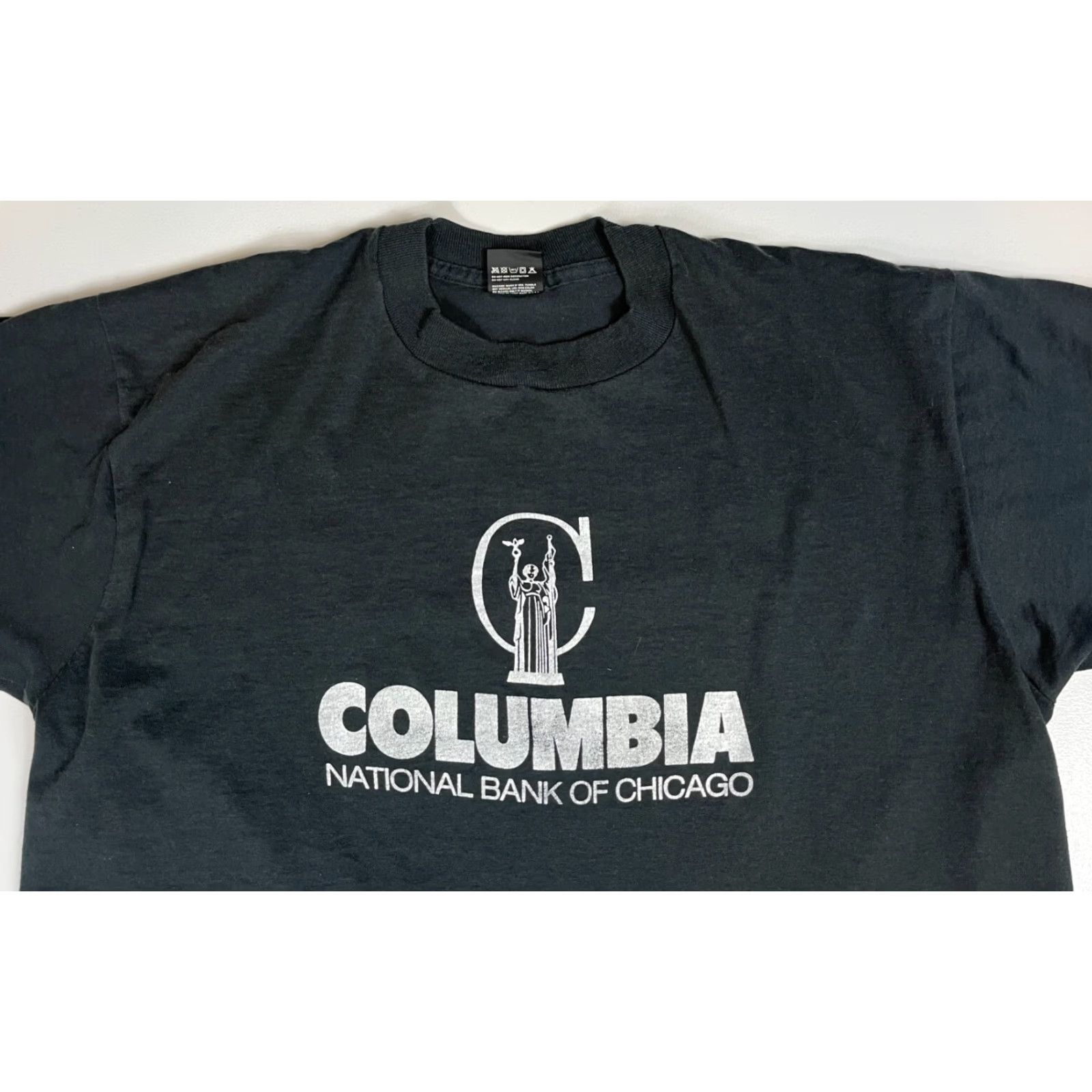Vintage VINTAGE Columbia National Bank of Chicago T-Shirt Double-Sided XL Mens XL Black 90s Bank Graphic Print Screen Stars Best Size US XL / EU 56 / 4 - 3 Thumbnail