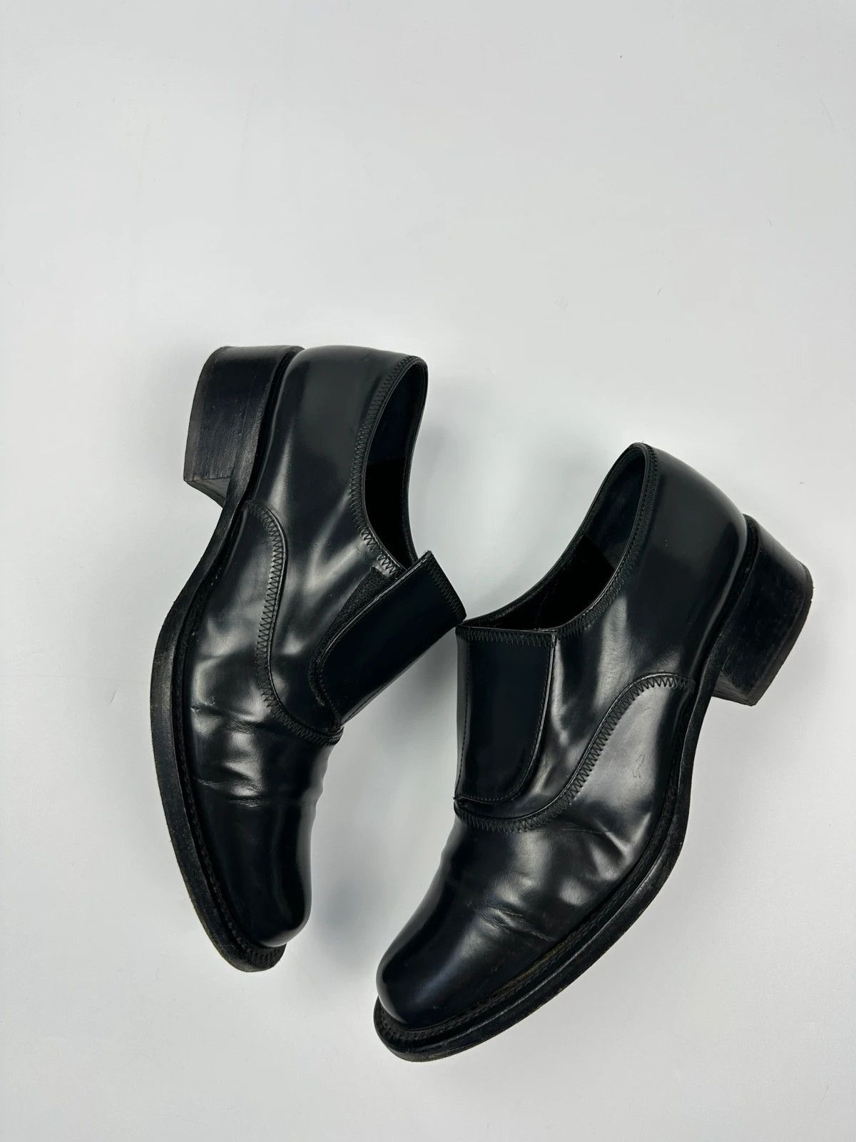 Prada Prada Milano 90s Black Vernis Scratch Loafer Dress Shoes Size US 6 / IT 36 - 4 Thumbnail