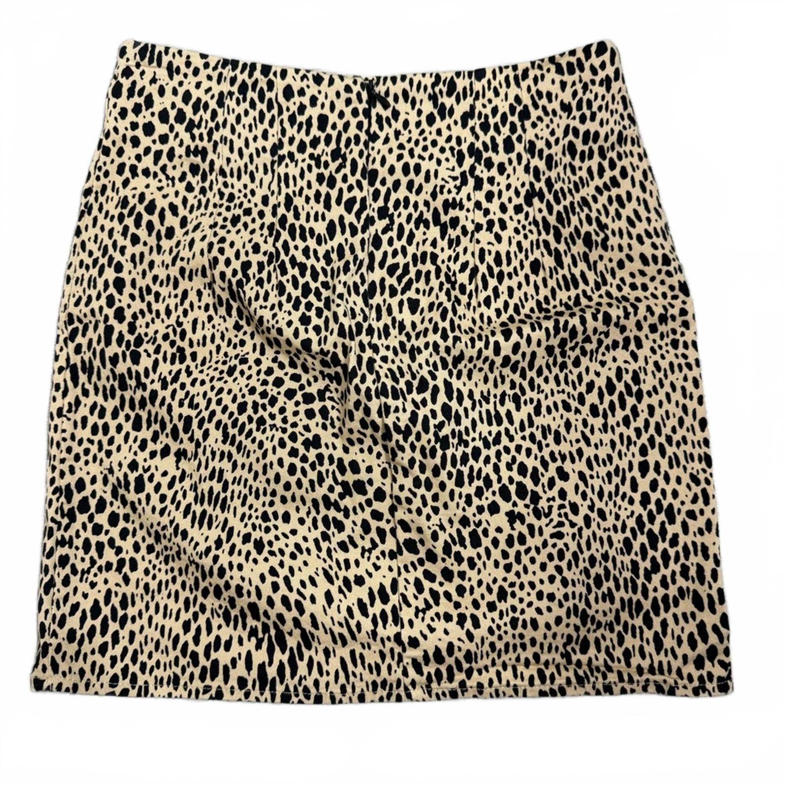 Designer Brandy Melville Tan Phoebe Animal Print Mini Skirt - Size Sm Size 28" / US 6 / IT 42 - 3 Thumbnail