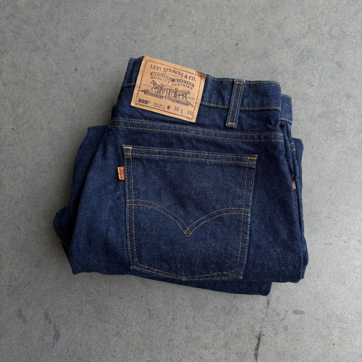 Levi's × Vintage Vintage Levi's Orange Tabs 505 Blue Indigo Denim Dark 36x30 Size US 35 - 10 Thumbnail