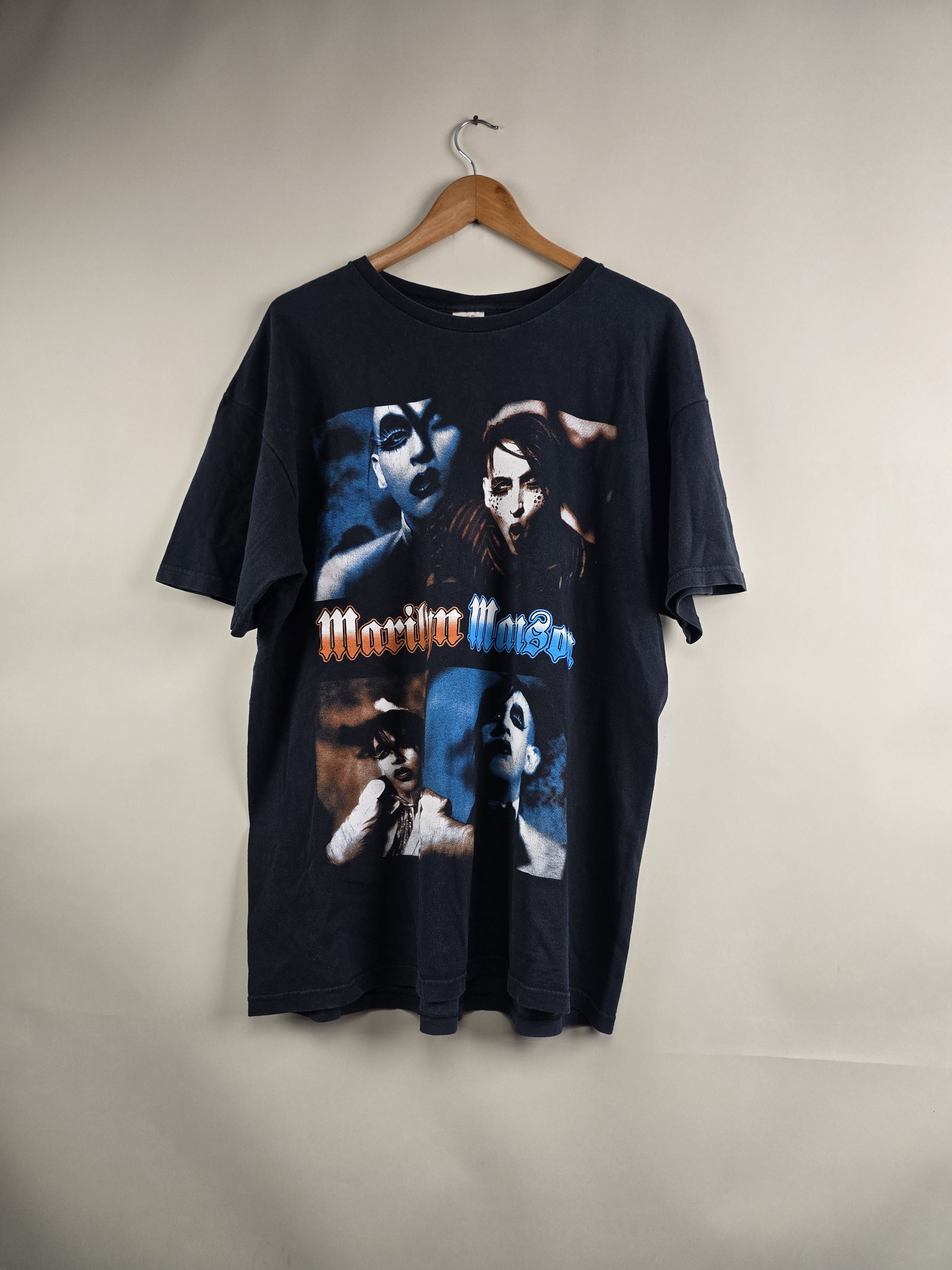 Band Tees × Marilyn Manson × Vintage 2004 Marilyn Manson XL 23" 30" Size US XL / EU 56 / 4 - 1 Thumbnail